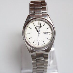Pulsar Men's Stainless Steel Quartz Watch White Dial Day Date Bracelet Band Mens